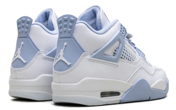 Air Jordan 4 WMNS “Aluminum” (HV0823-100)