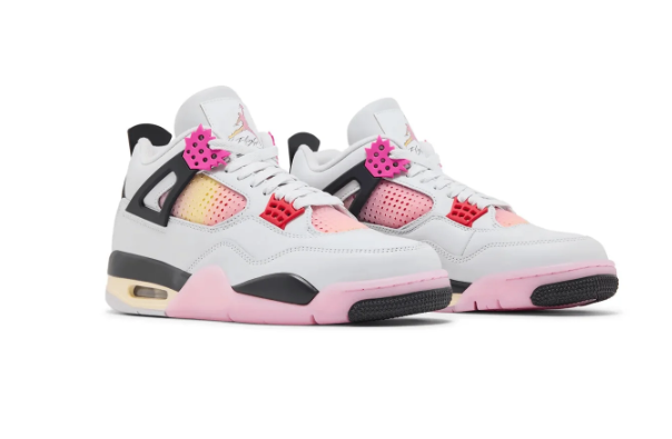 Air Jordan 4 Retro "Comic" Sneakers - Off-White / Pink / Black