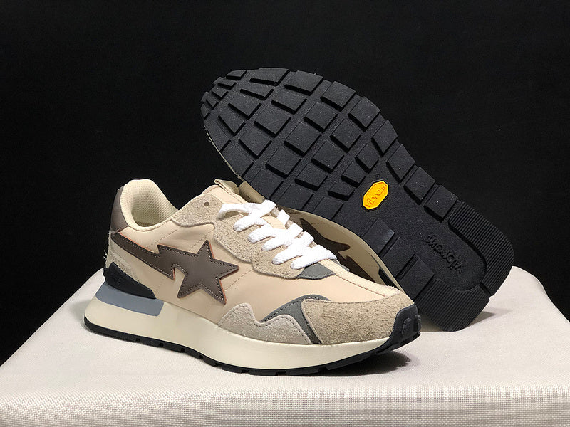 A BATHING APE Low-Top Sneakers – Cream, Beige & Brown