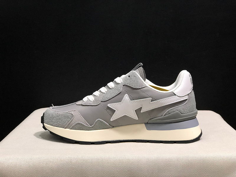 A BATHING APE Low-Top Sneakers – Grey & White