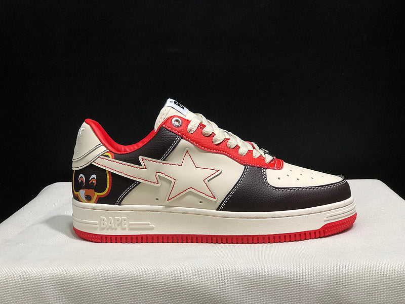 A BATHING APE BAPE STA Low-Top Sneakers – Off-White, Black & Red
