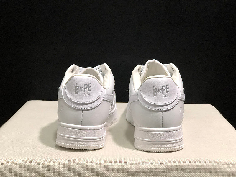 A BATHING APE BAPE STA Low-Top Sneakers – Triple White