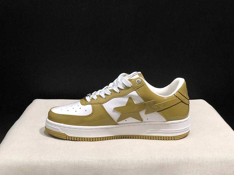 A BATHING APE BAPE STA Low-Top Sneakers – Olive Green & White