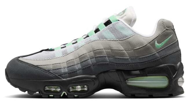 Nike Air Max 95 OG Women's Sneakers - Black / Fresh Mint