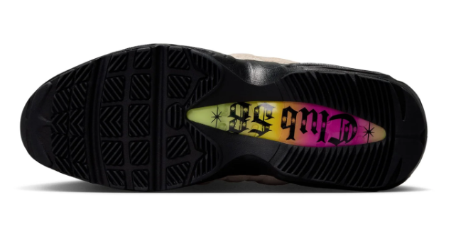 Nike SB Air Max 95 'Club 58' Sneakers – Sail / Black / Laser Orange